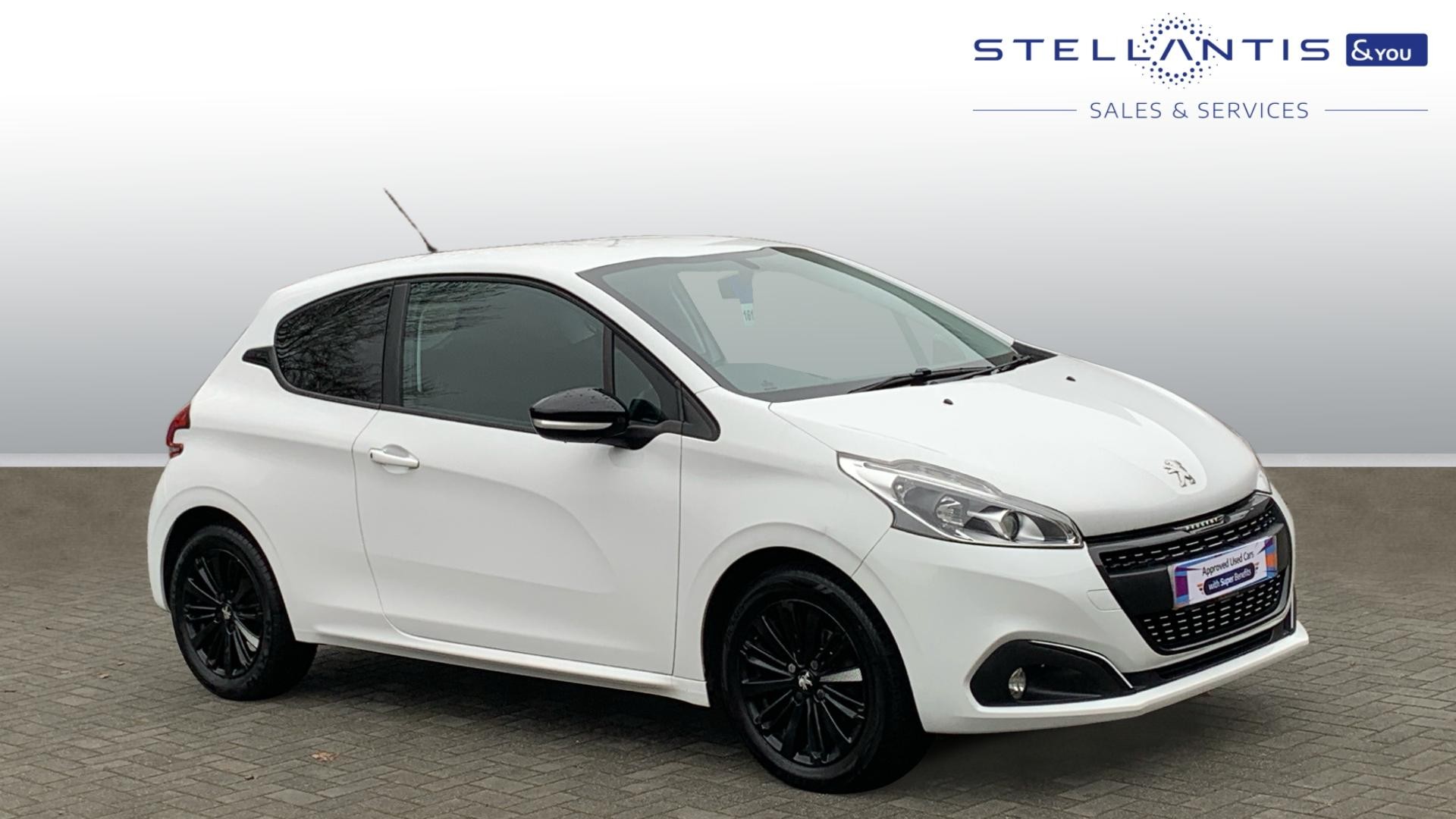 Main listing image - Peugeot 208