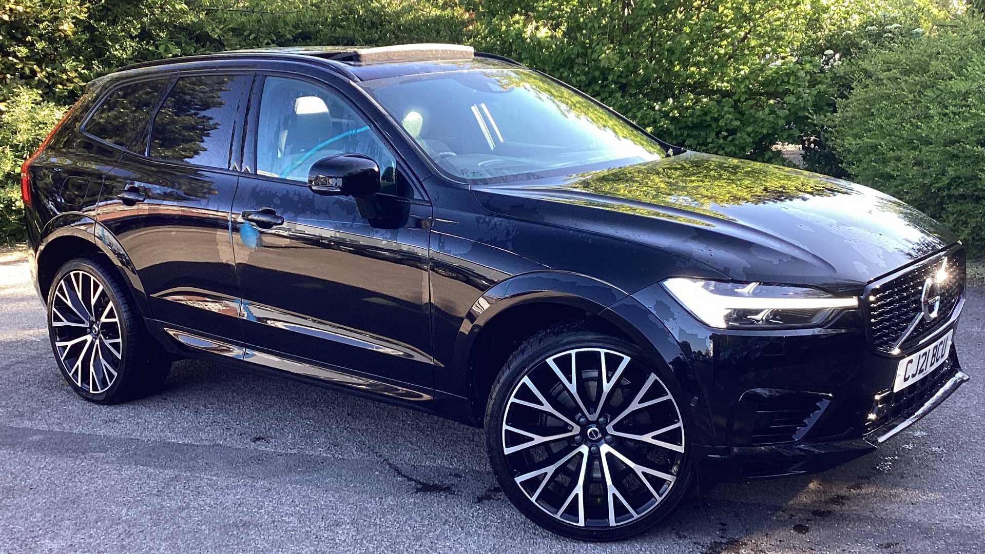 Main listing image - Volvo XC60