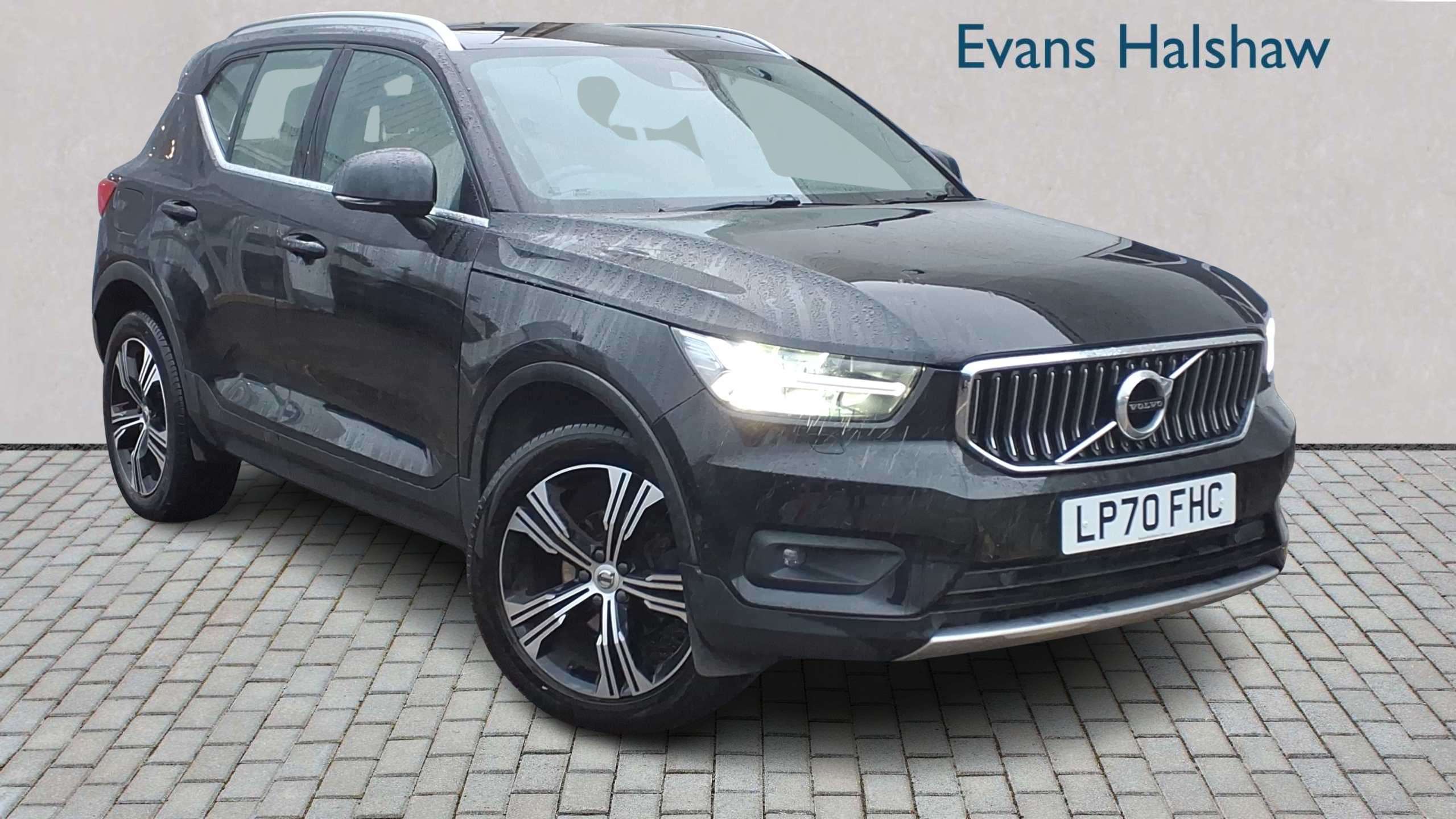 Main listing image - Volvo XC40