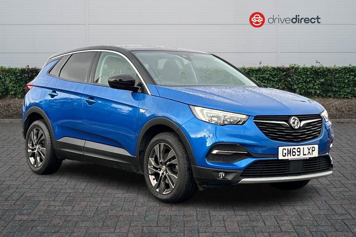 Main listing image - Vauxhall Grandland X