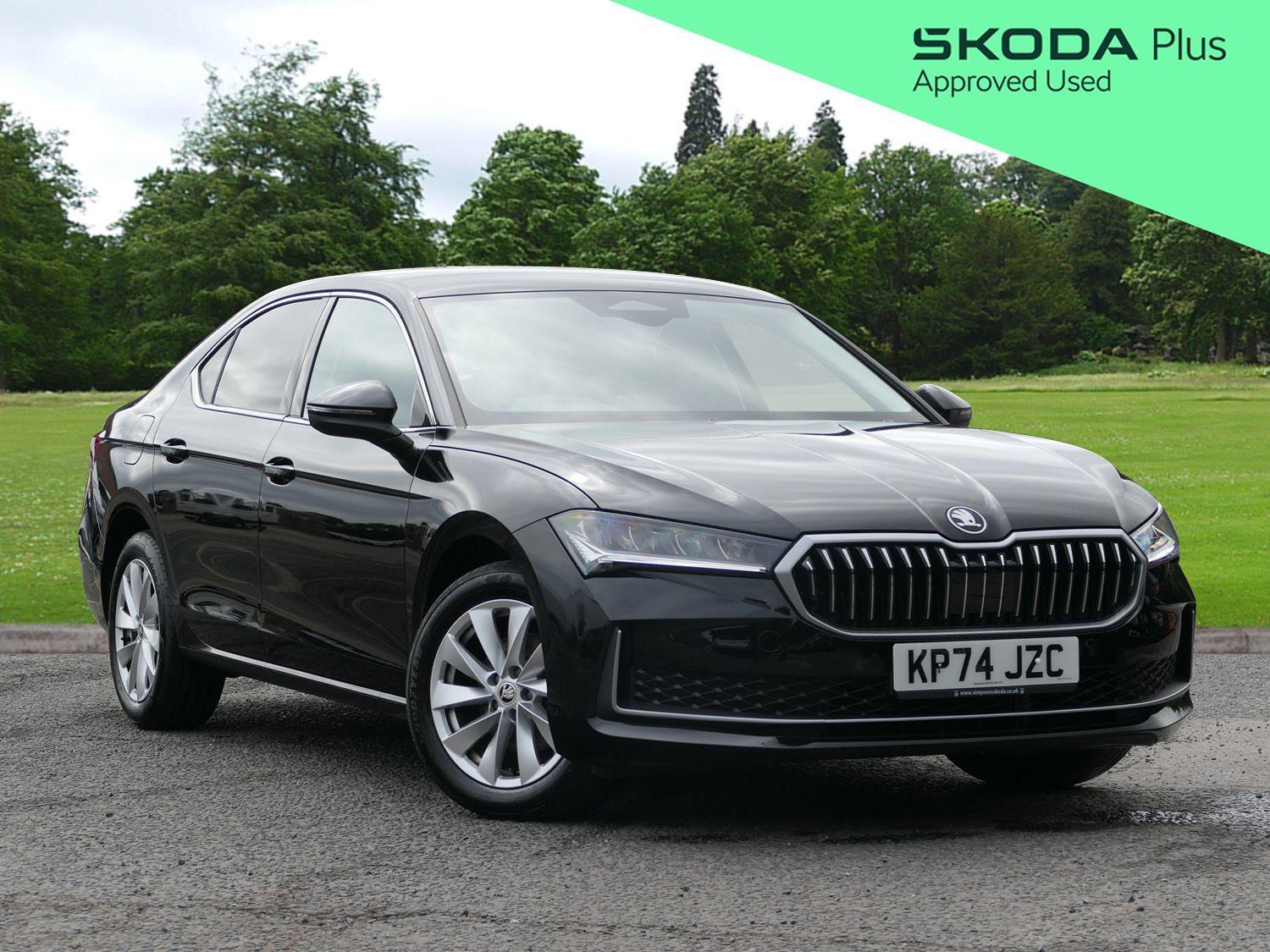 Main listing image - Skoda Superb