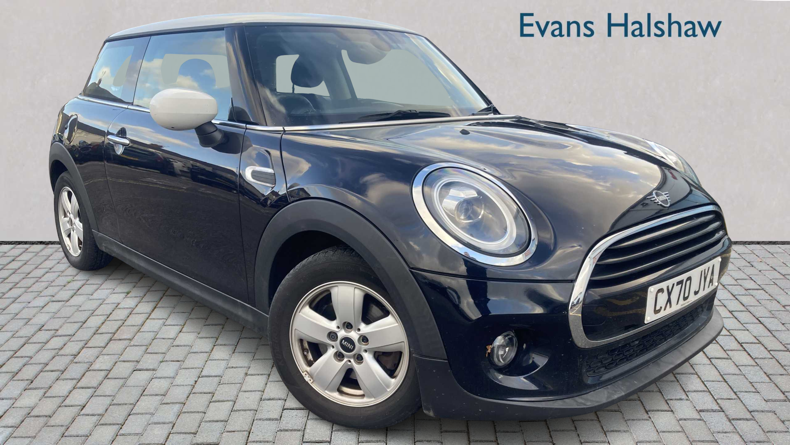 Main listing image - MINI Hatchback