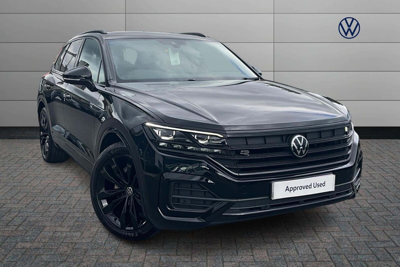 Main listing image - Volkswagen Touareg