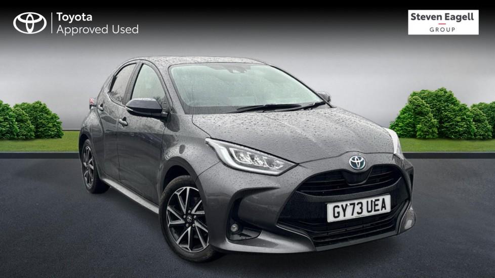 Main listing image - Toyota Yaris