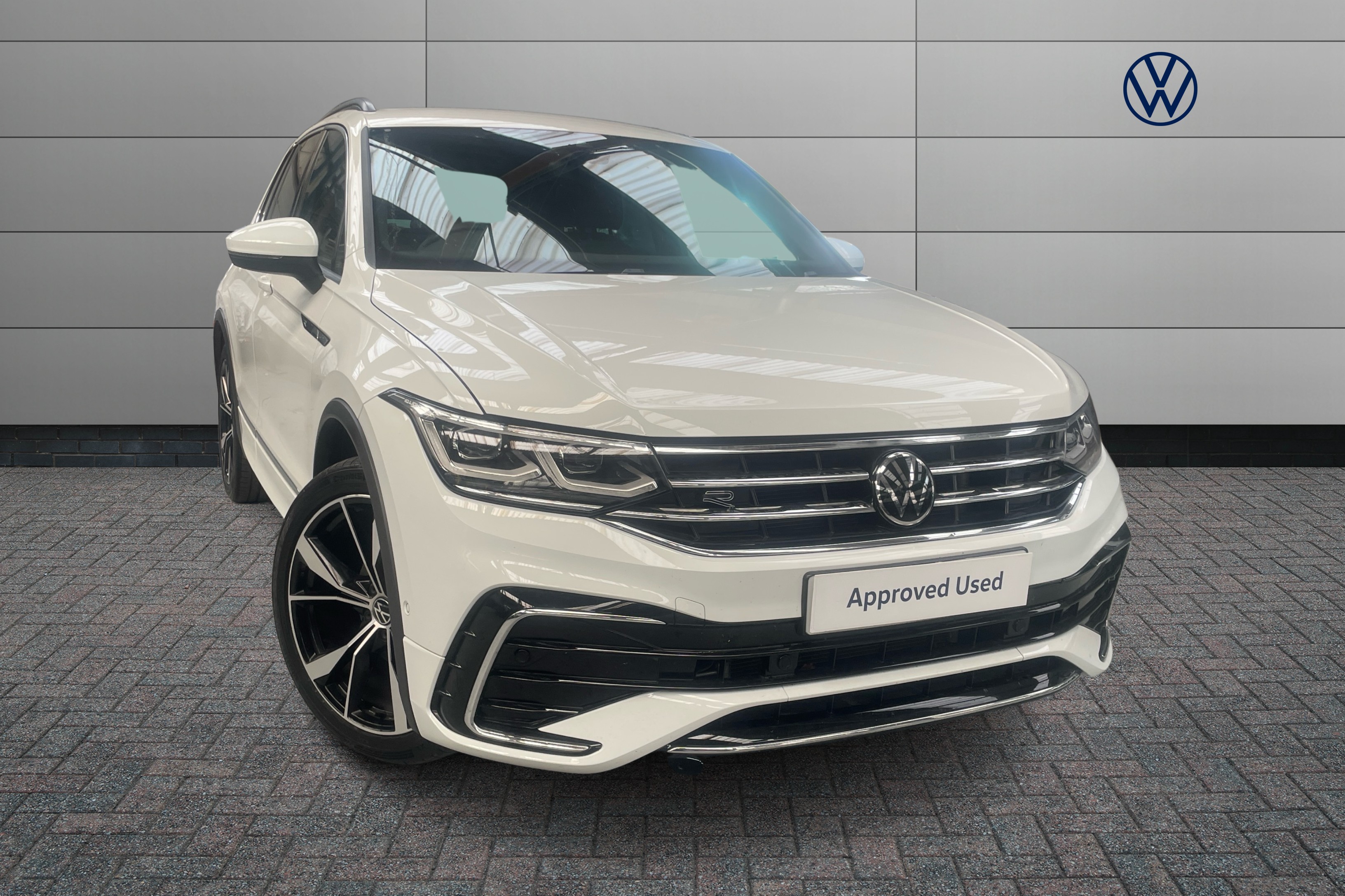 Main listing image - Volkswagen Tiguan