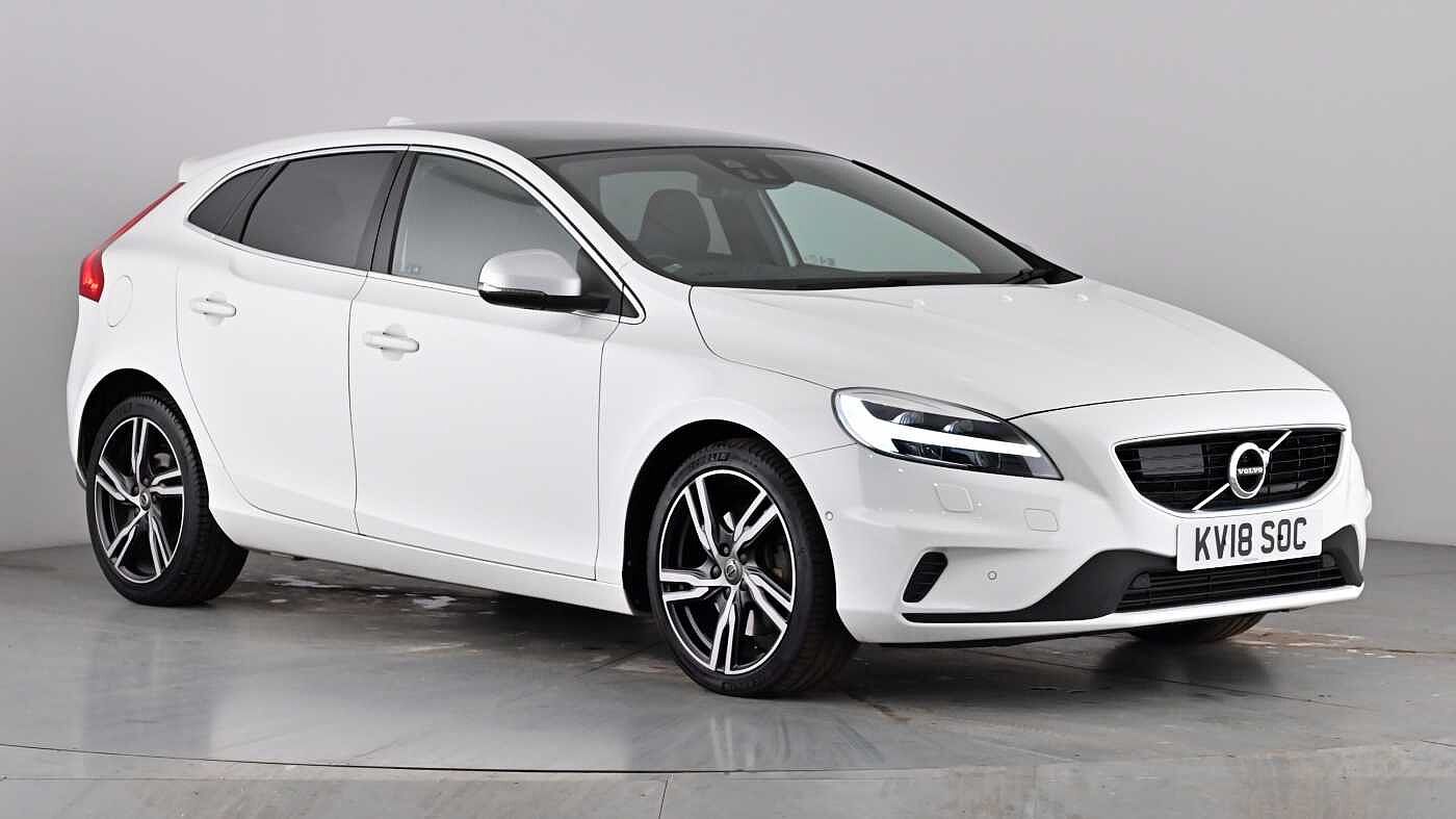 Main listing image - Volvo V40
