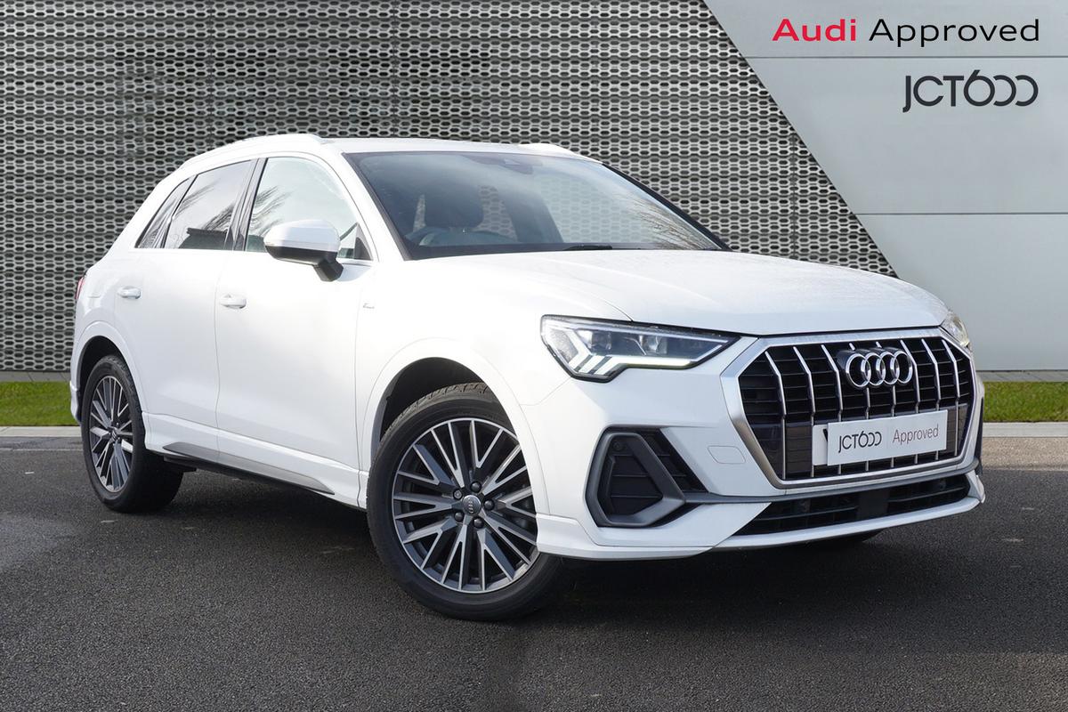 Main listing image - Audi Q3