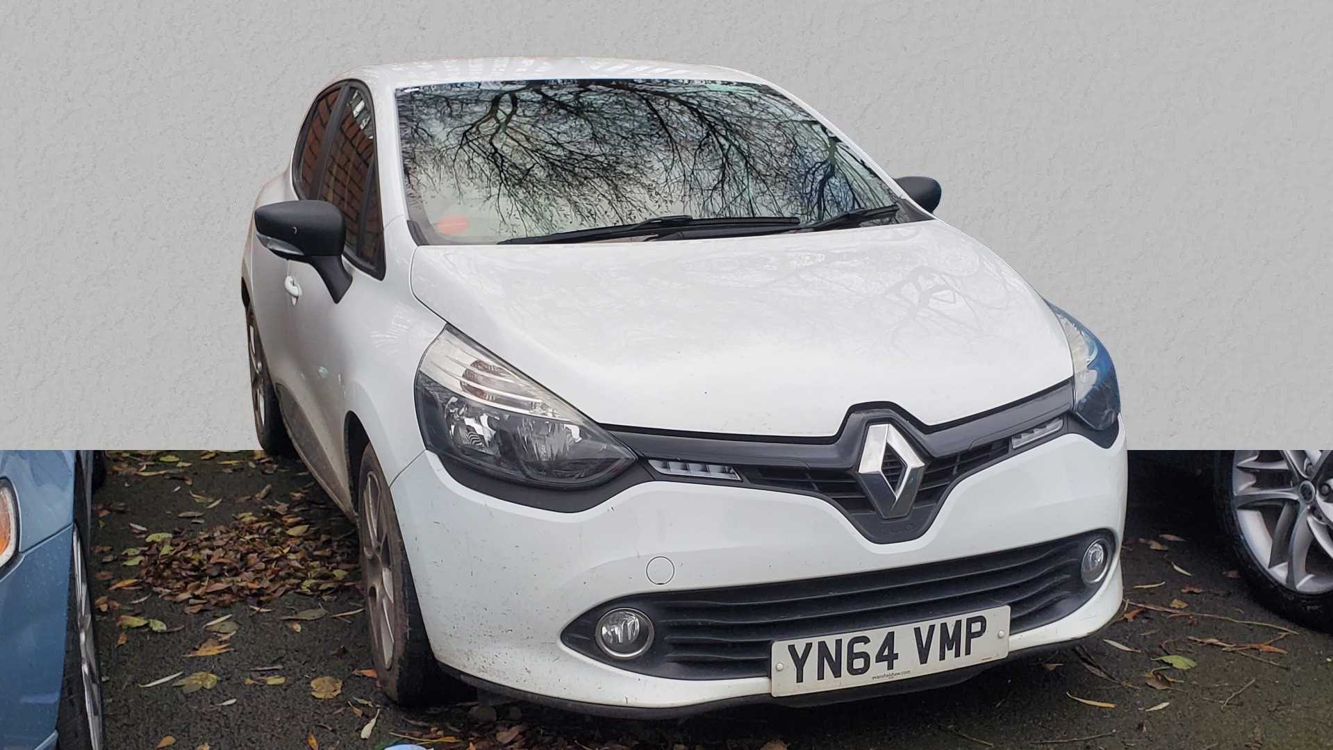 Main listing image - Renault Clio