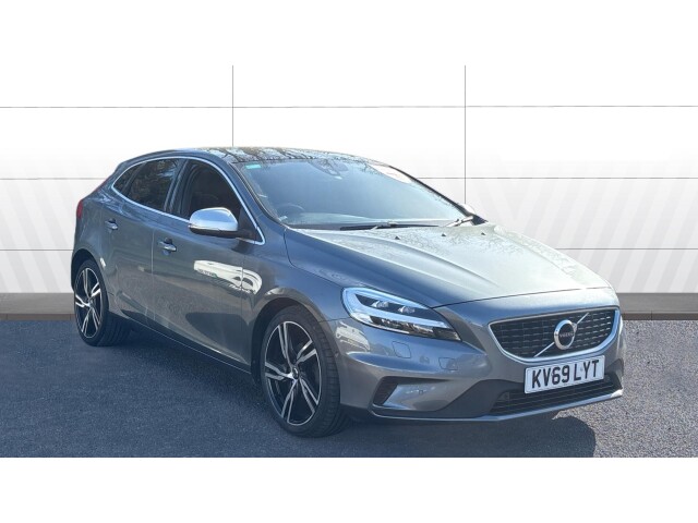 Main listing image - Volvo V40