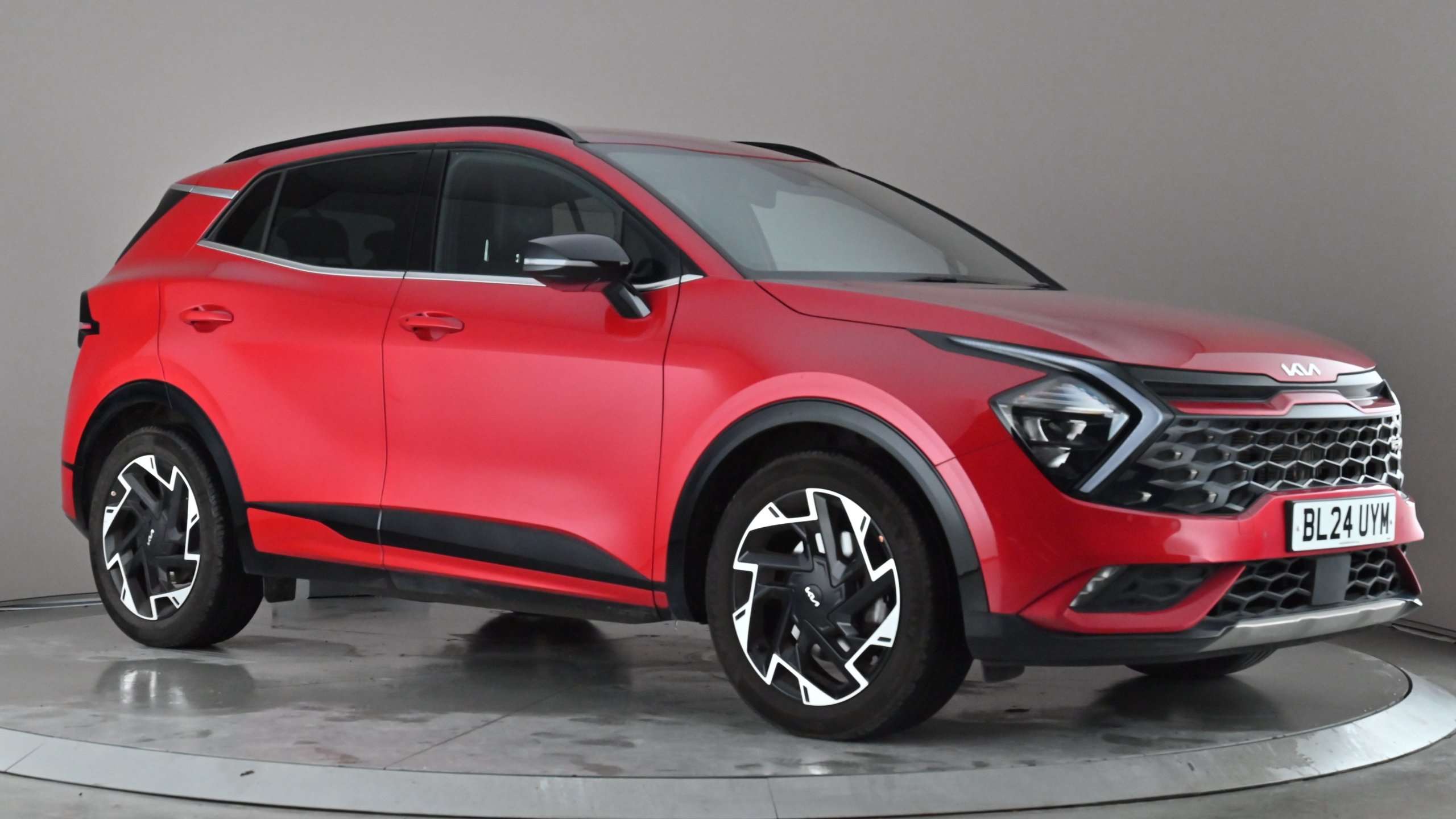 Main listing image - Kia Sportage