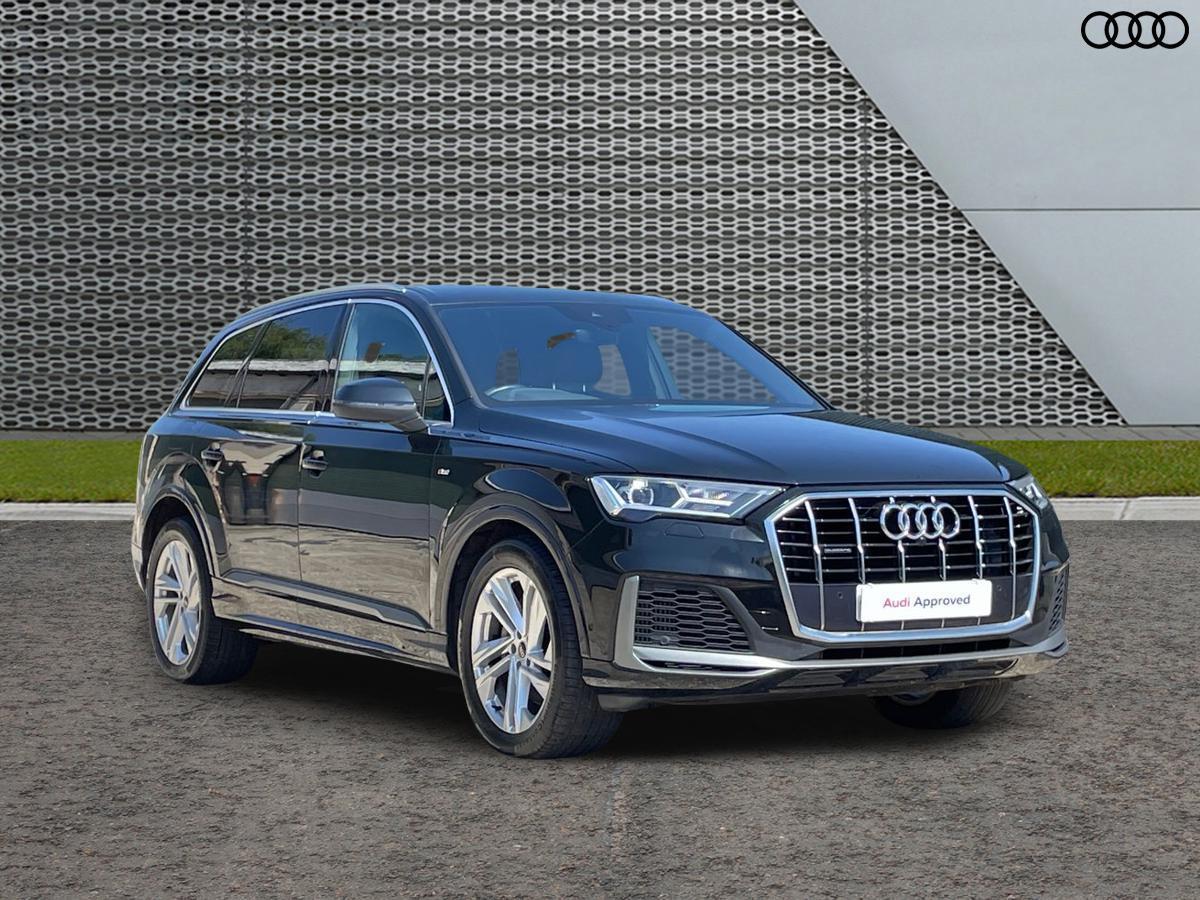 Main listing image - Audi Q7