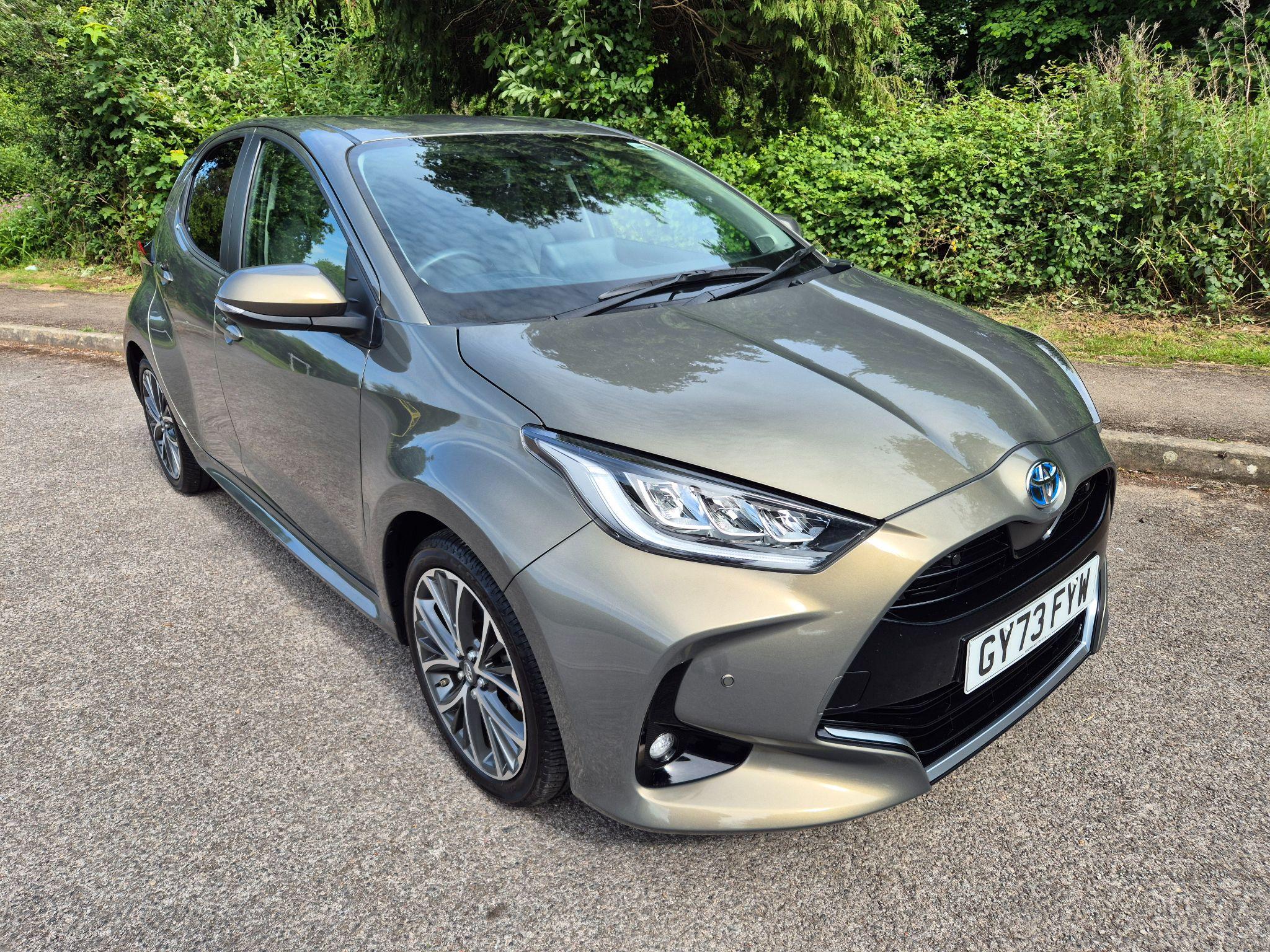 Main listing image - Toyota Yaris