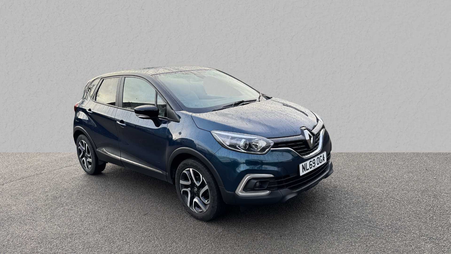 Main listing image - Renault Captur