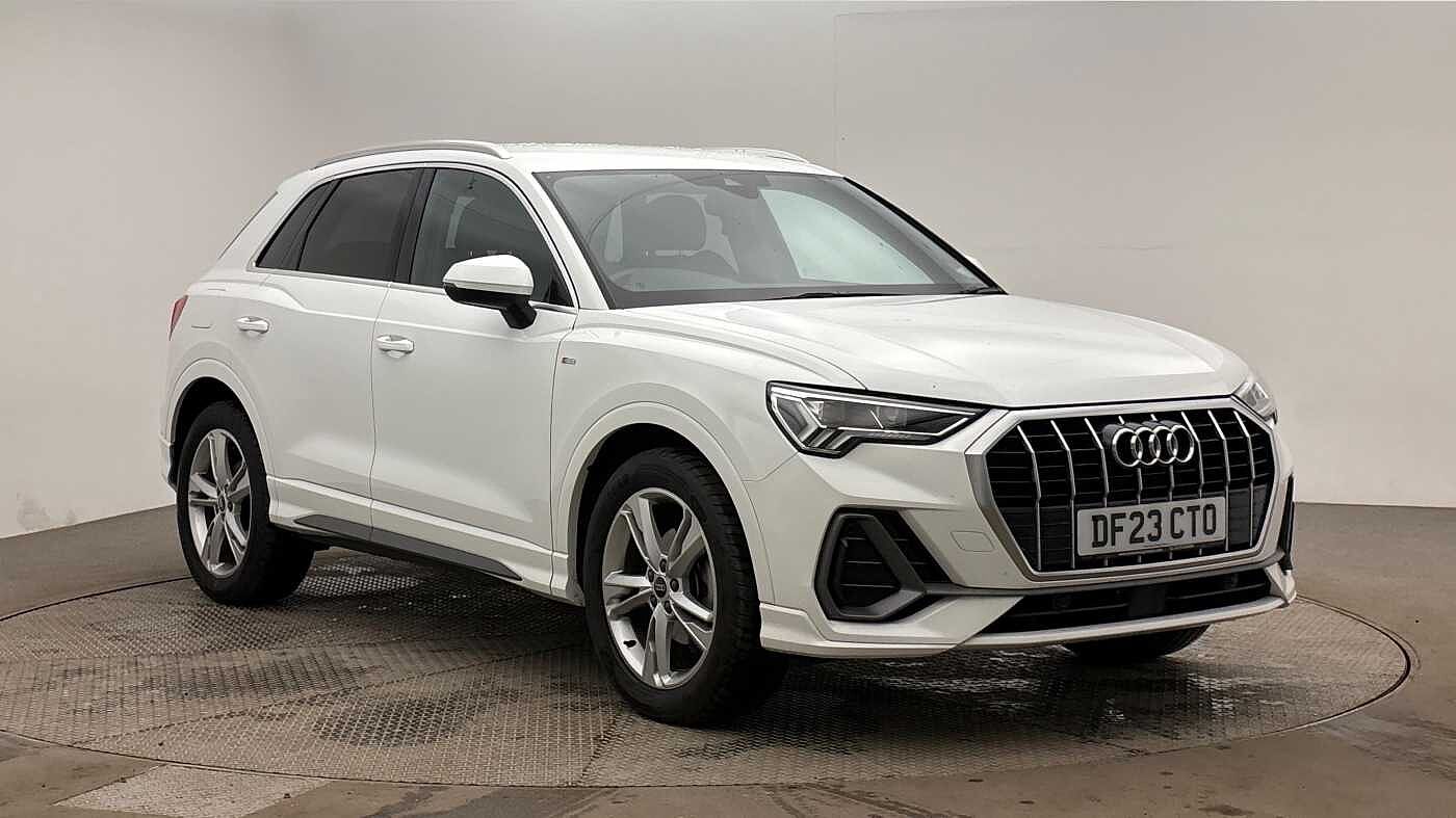 Main listing image - Audi Q3