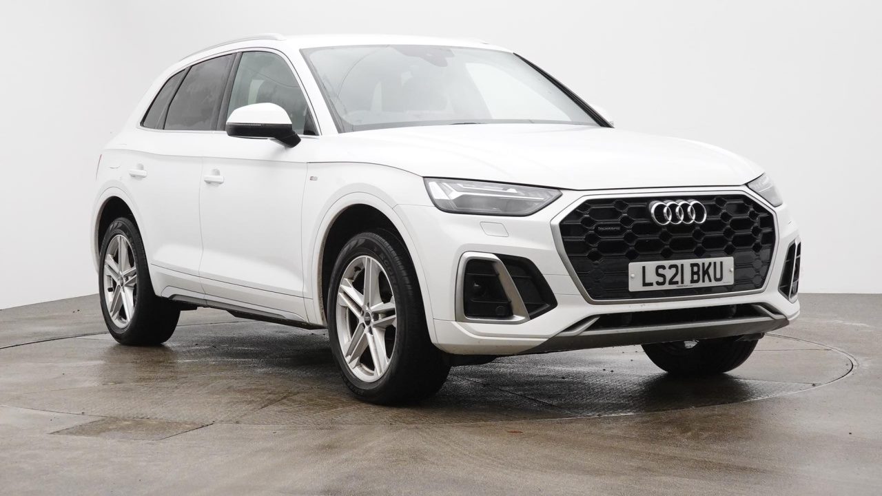 Main listing image - Audi Q5