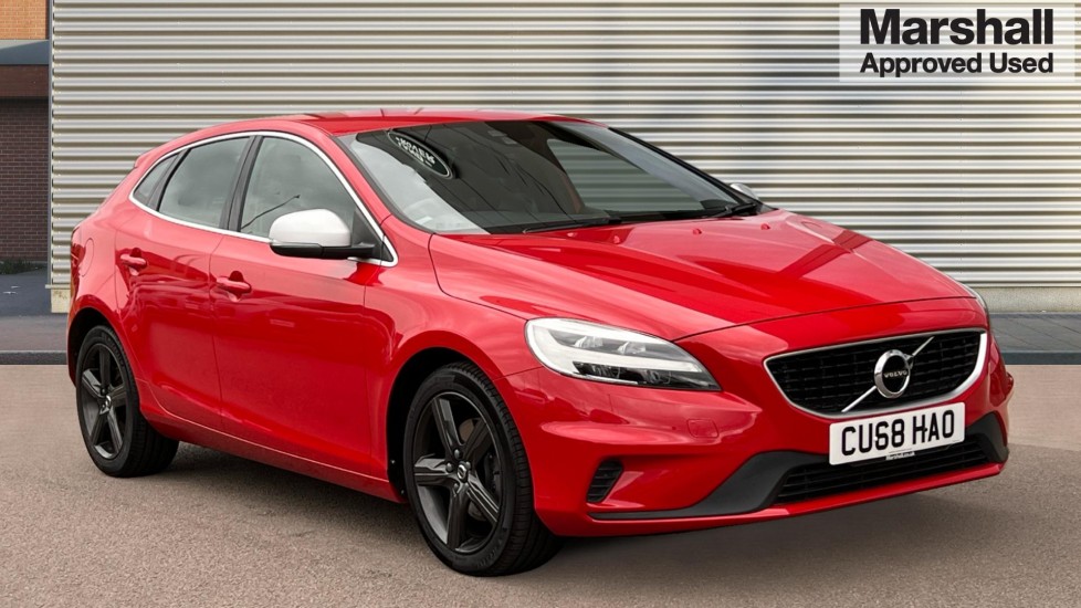 Main listing image - Volvo V40