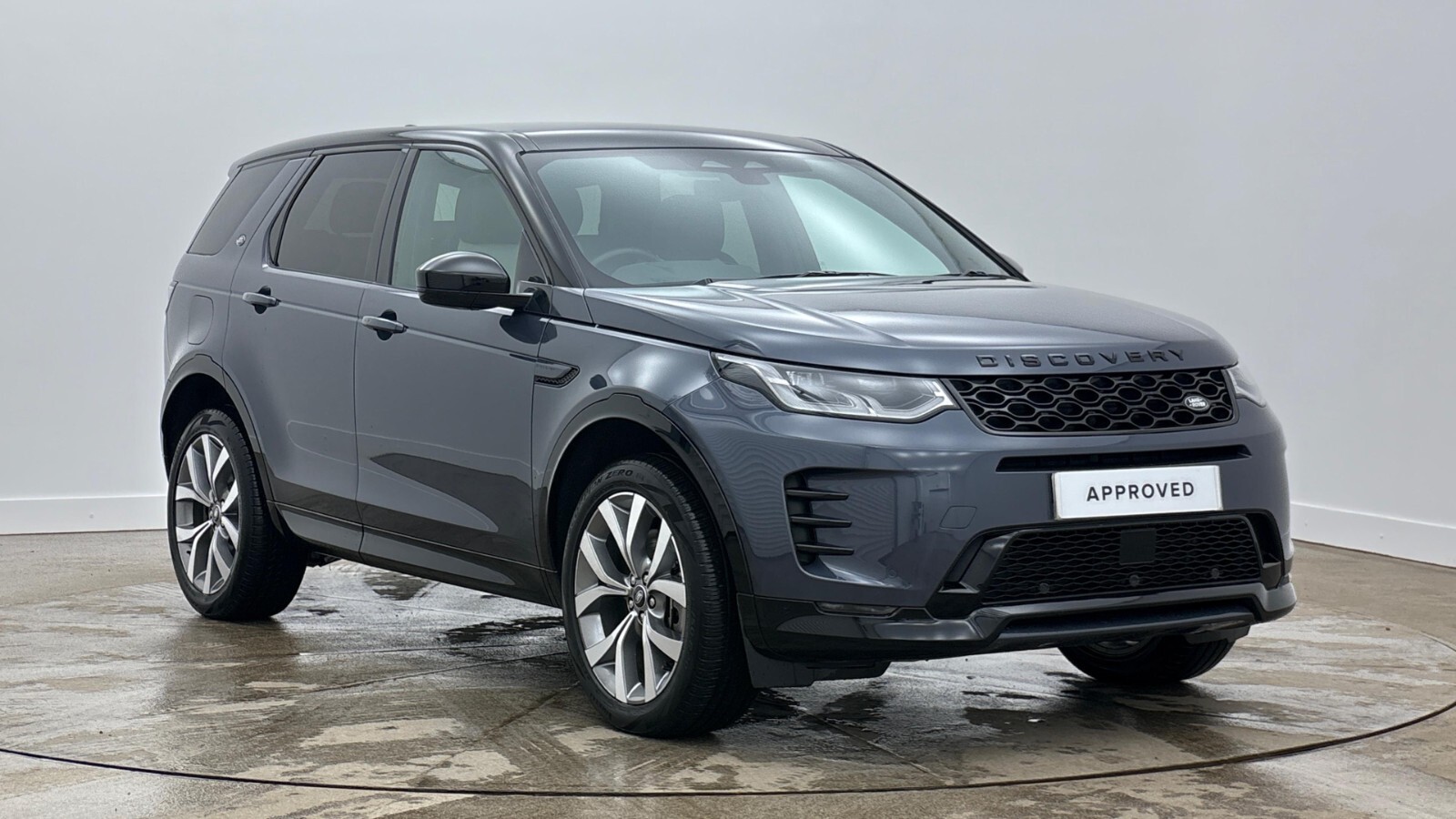 Main listing image - Land Rover Discovery Sport