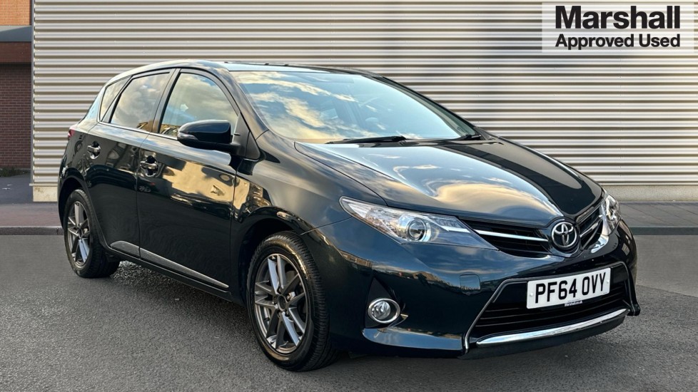 Main listing image - Toyota Auris