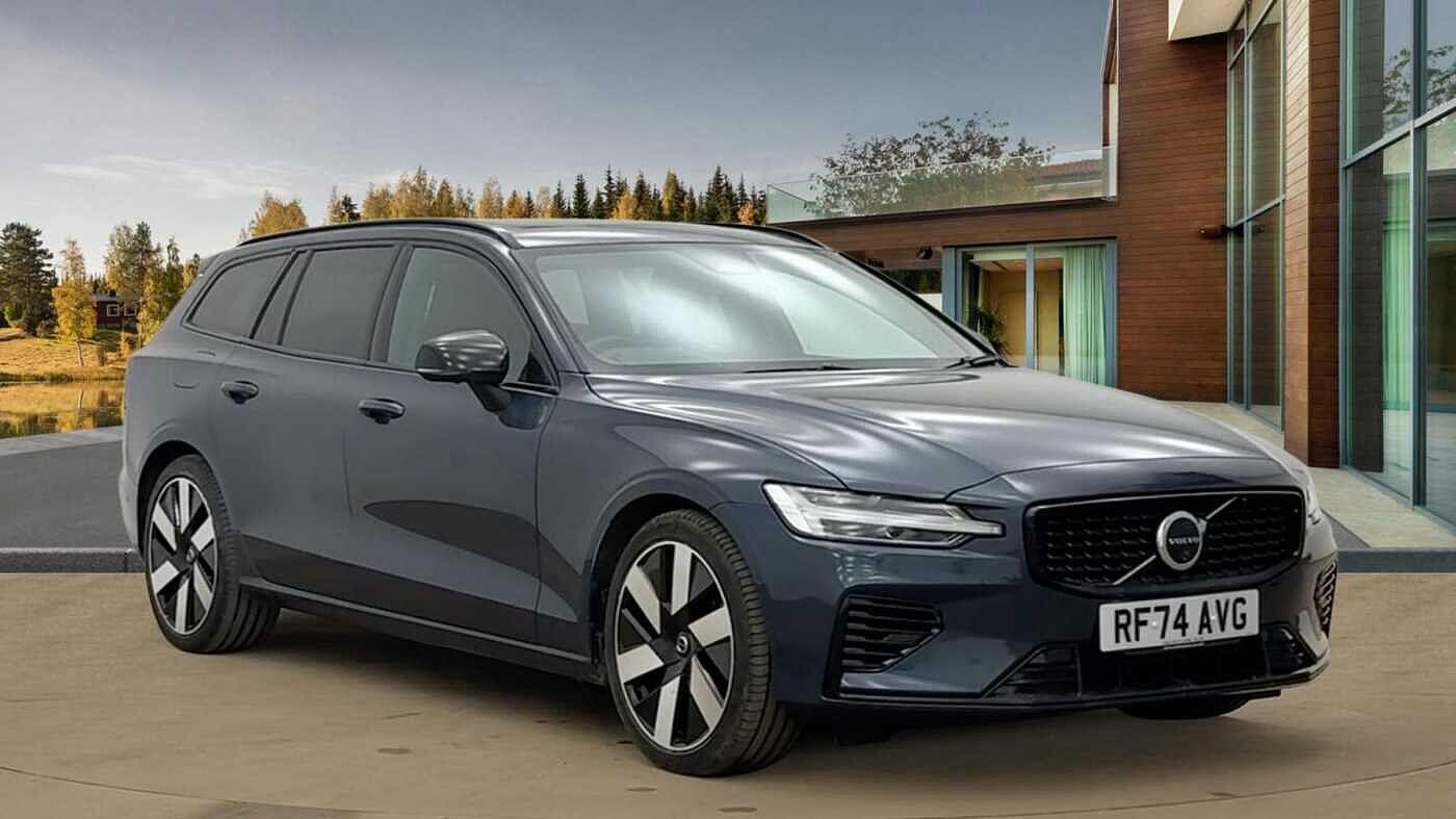 Main listing image - Volvo V60