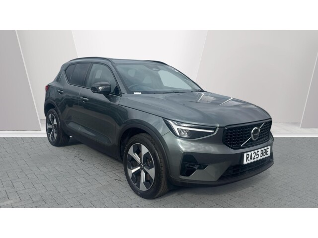 Main listing image - Volvo XC40