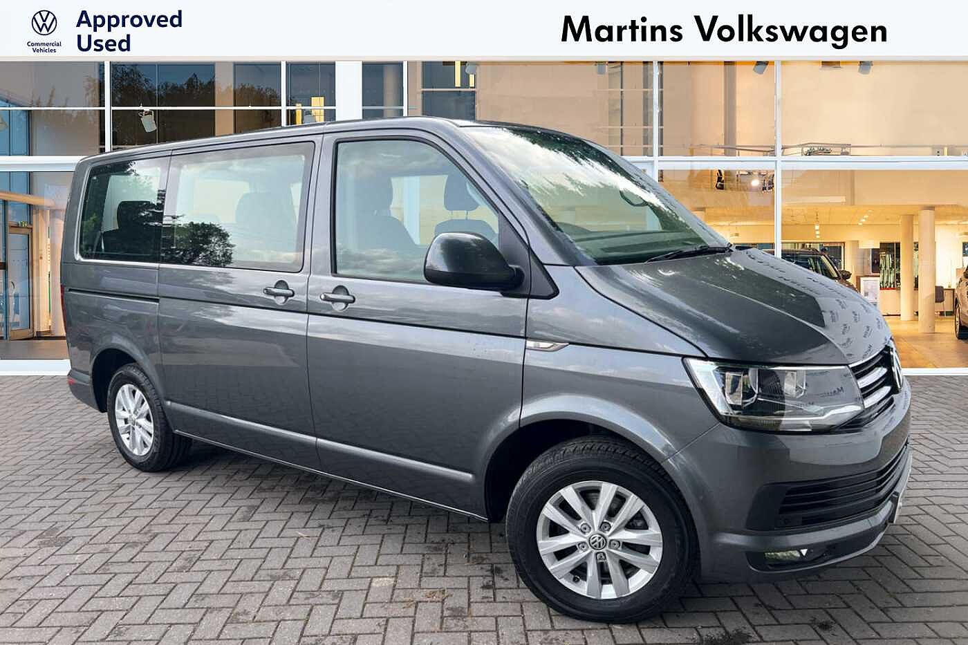 Main listing image - Volkswagen Caravelle
