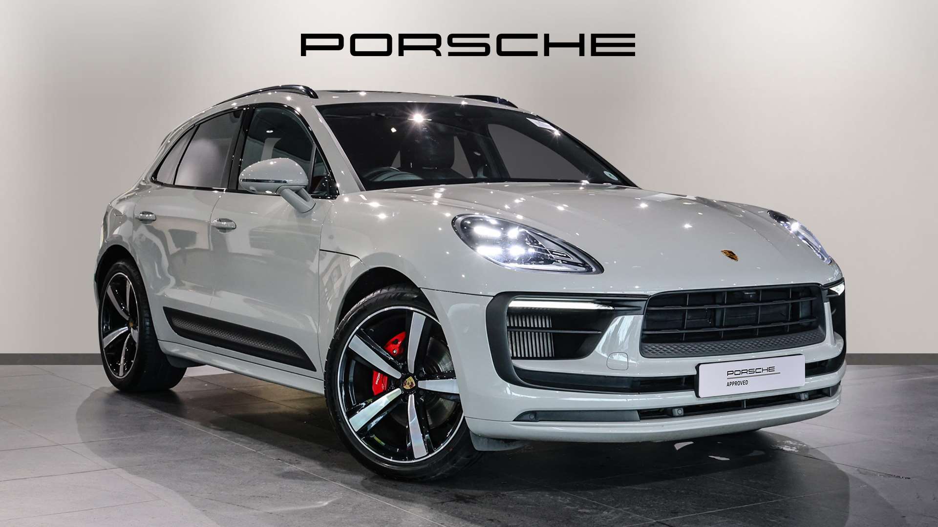 Main listing image - Porsche Macan