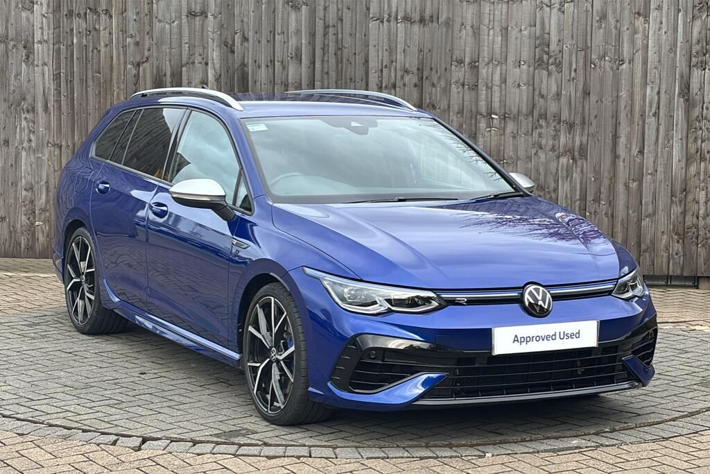Main listing image - Volkswagen Golf Estate