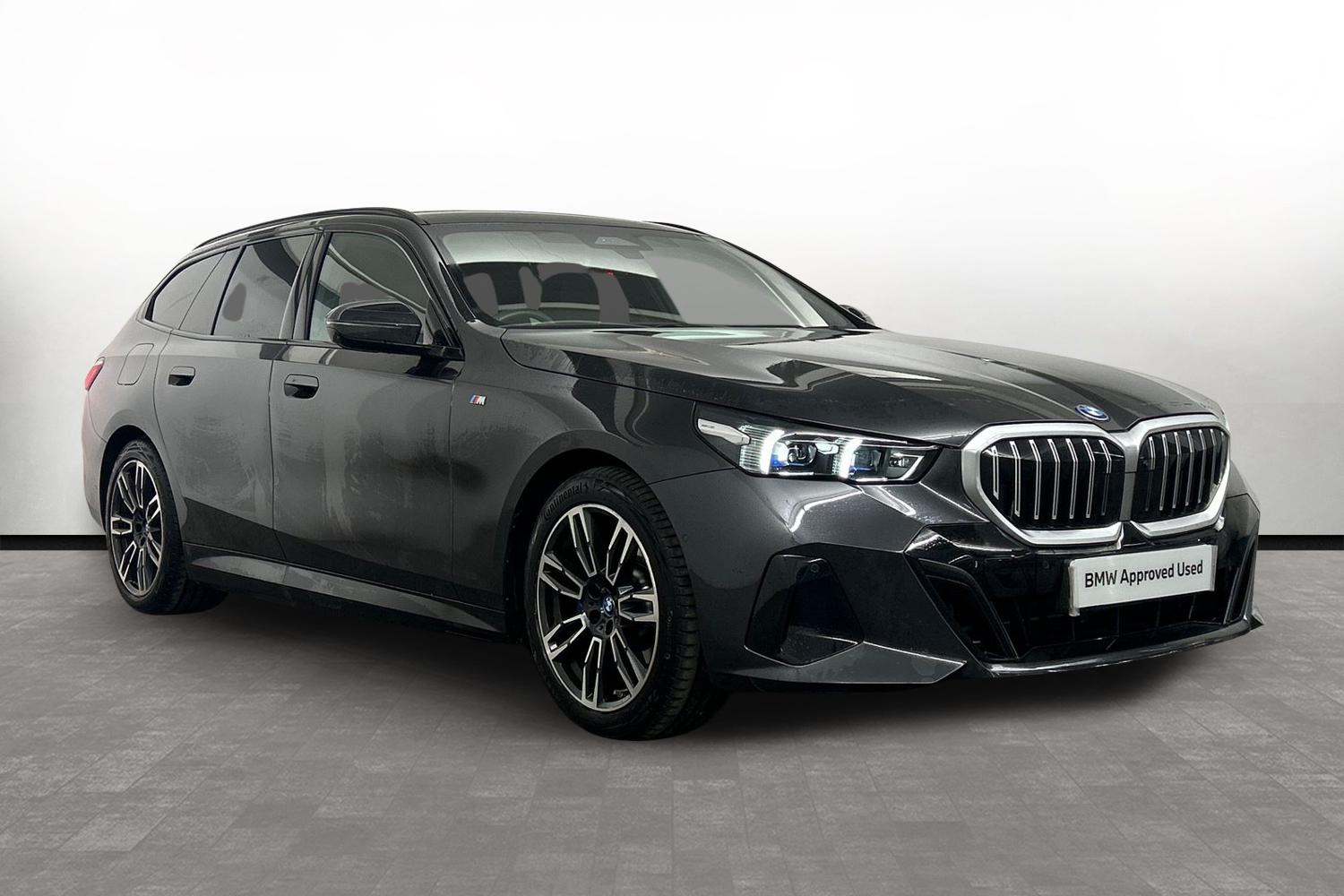 Main listing image - BMW 5 Series Touring