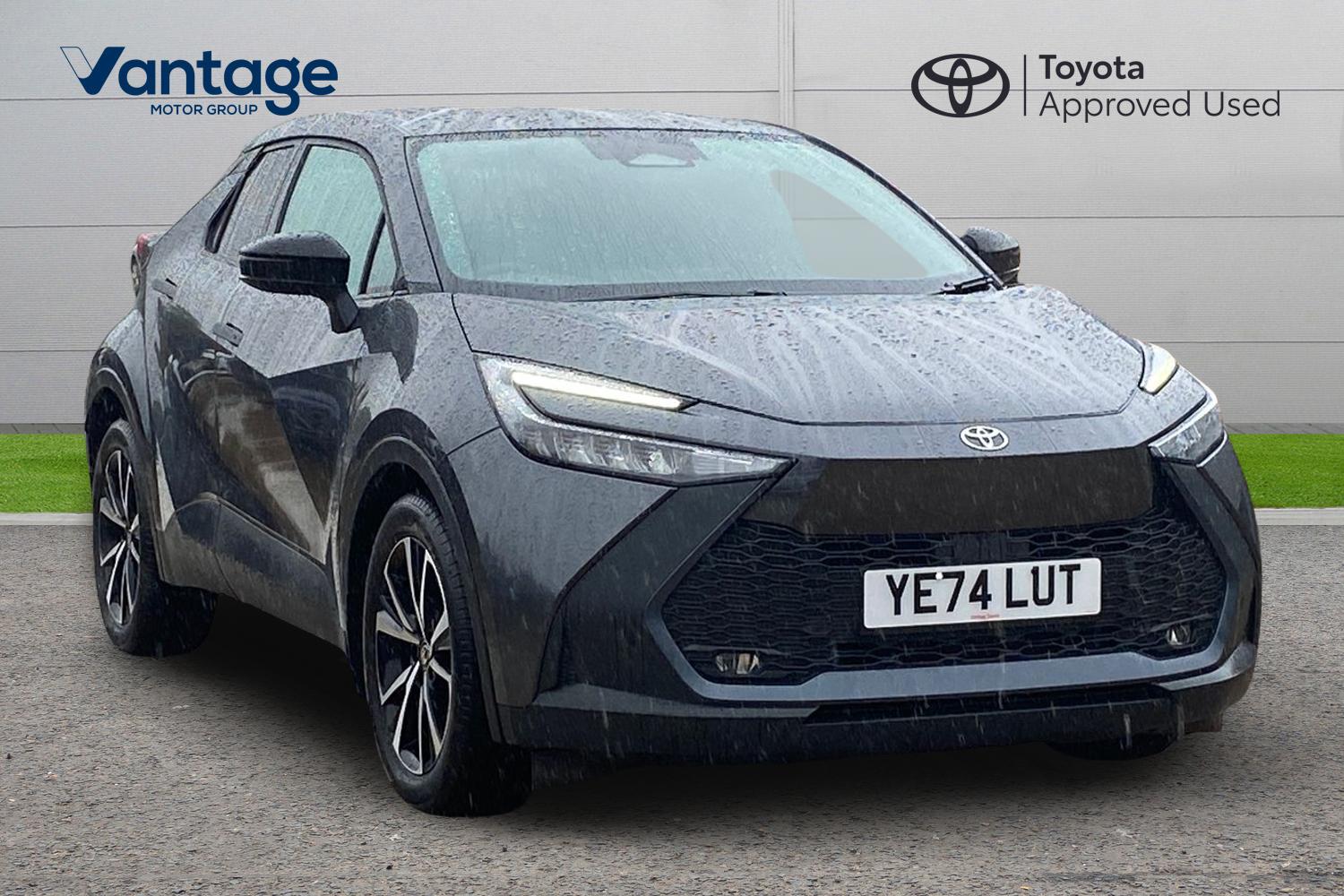 Main listing image - Toyota C-HR