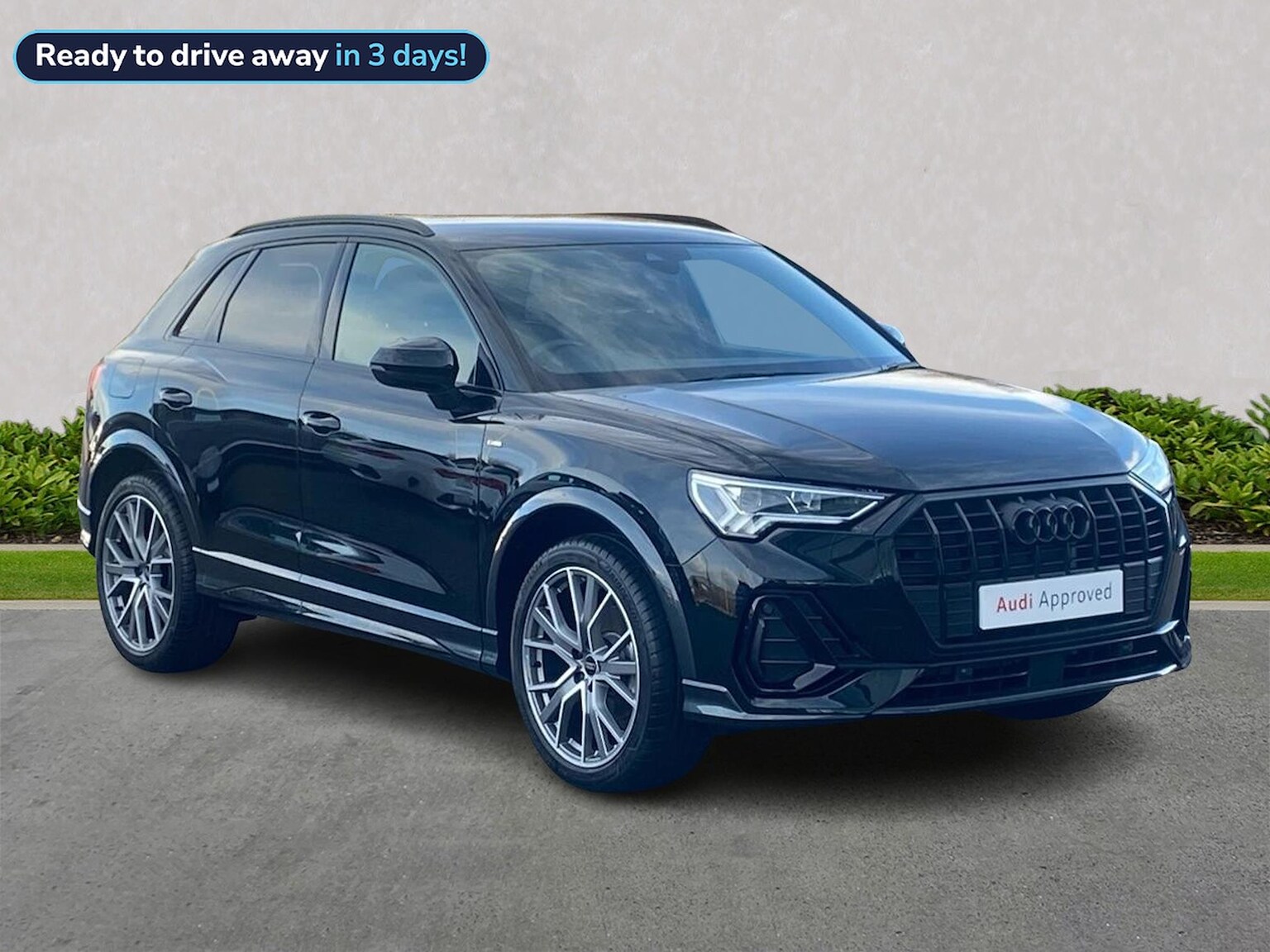 Main listing image - Audi Q3