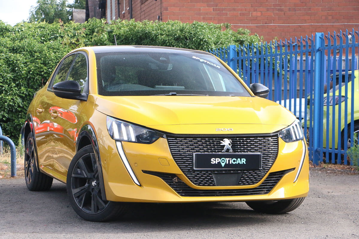 Main listing image - Peugeot 208