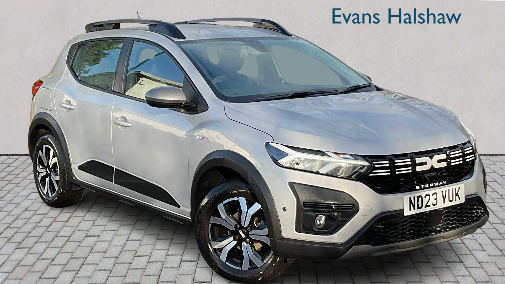 Main listing image - Dacia Sandero Stepway