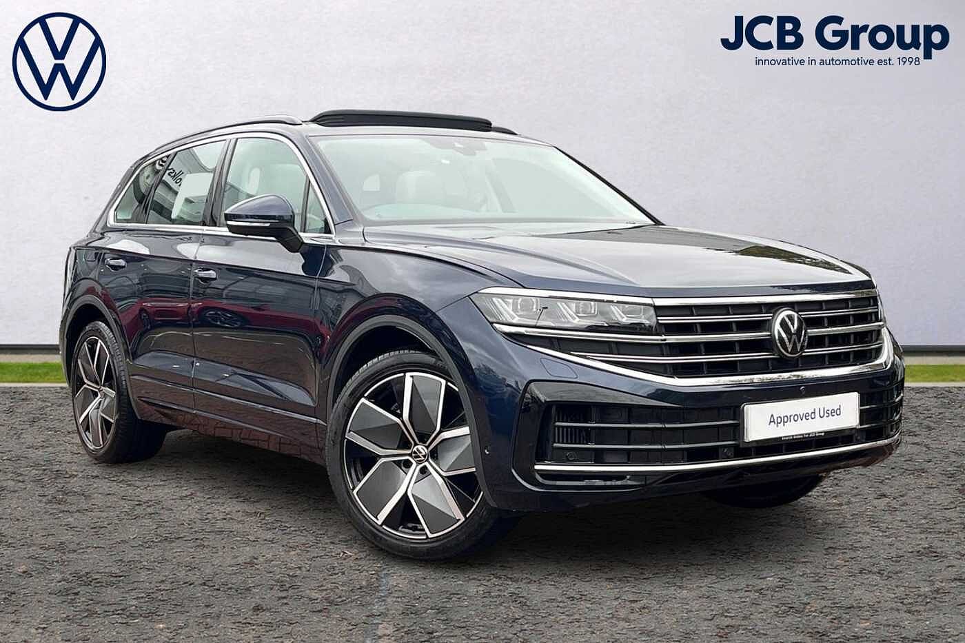 Main listing image - Volkswagen Touareg