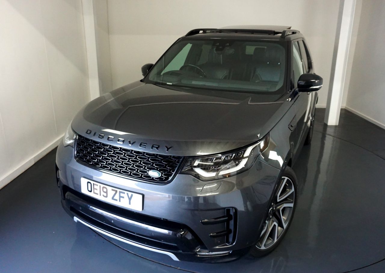 Main listing image - Land Rover Discovery