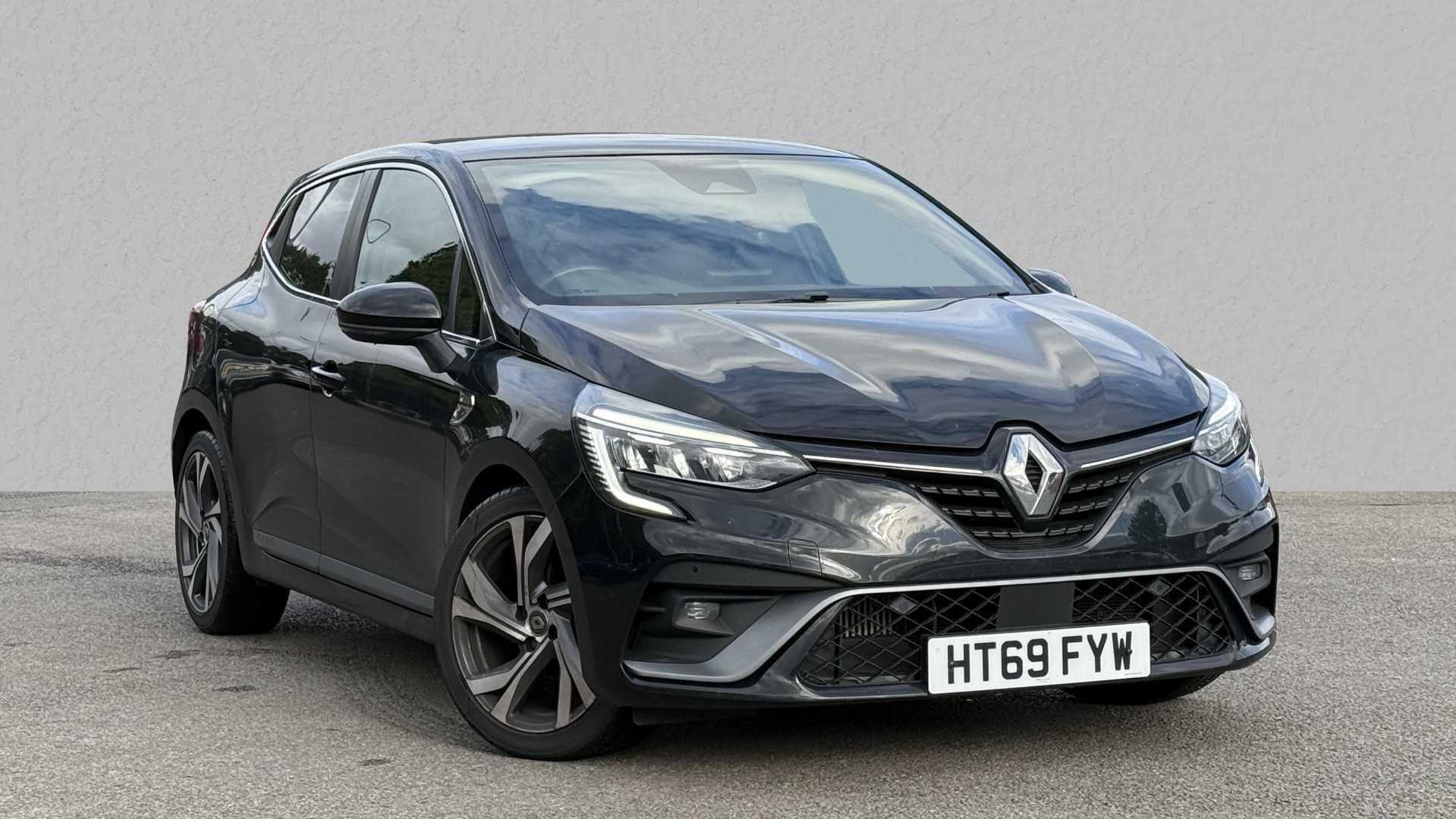 Main listing image - Renault Clio