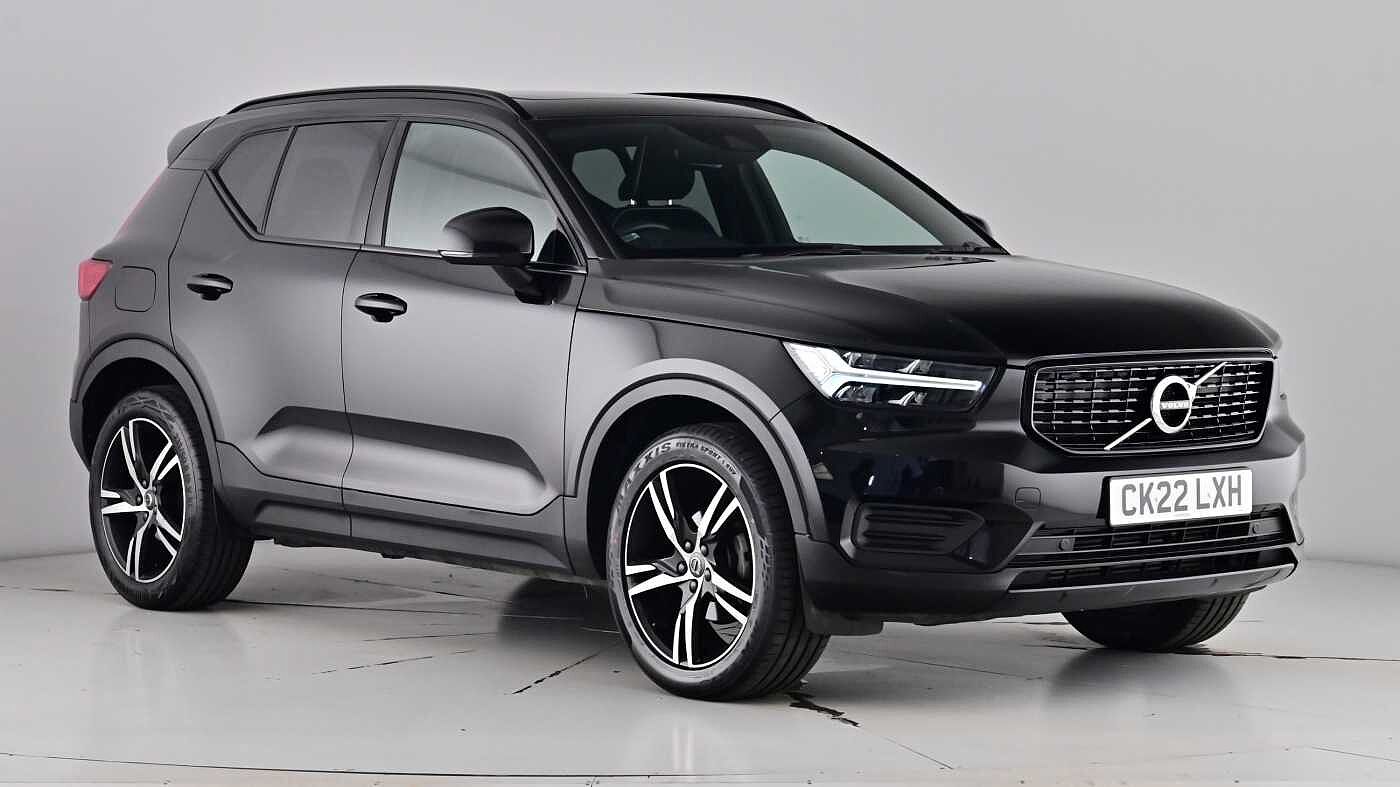 Main listing image - Volvo XC40