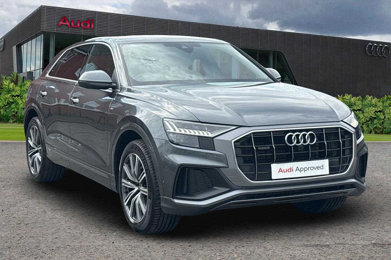Main listing image - Audi Q8
