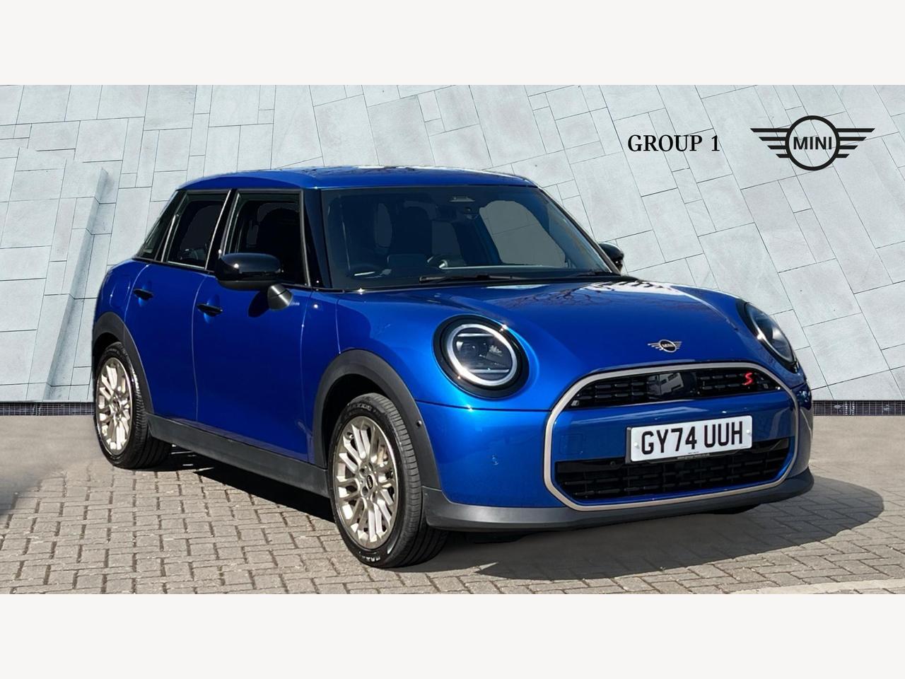 Main listing image - MINI Hatchback 5dr