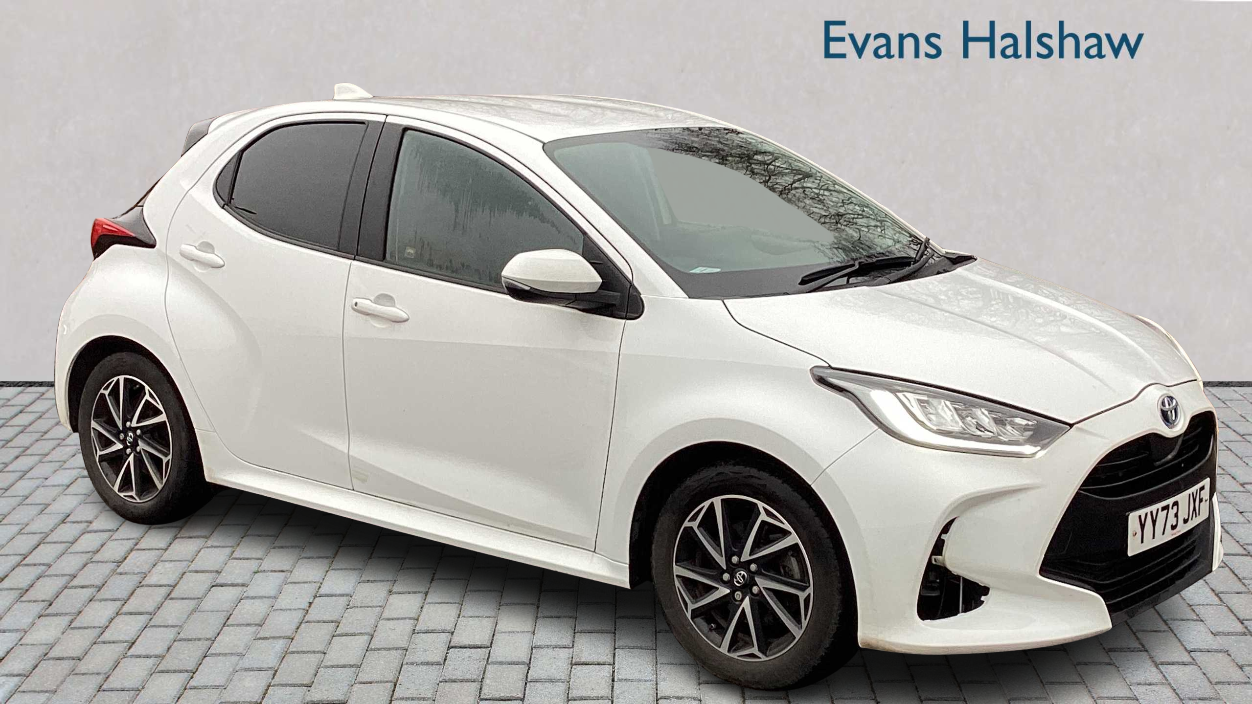 Main listing image - Toyota Yaris