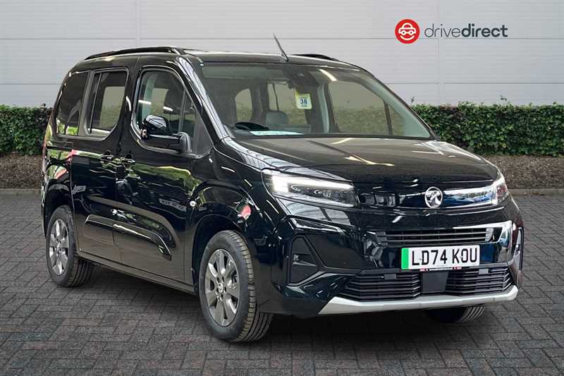 Main listing image - Vauxhall Combo Life-e