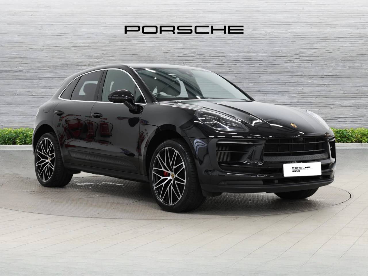 Main listing image - Porsche Macan