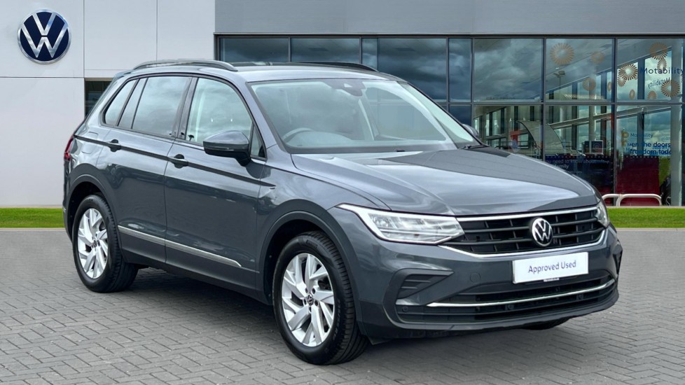 Main listing image - Volkswagen Tiguan