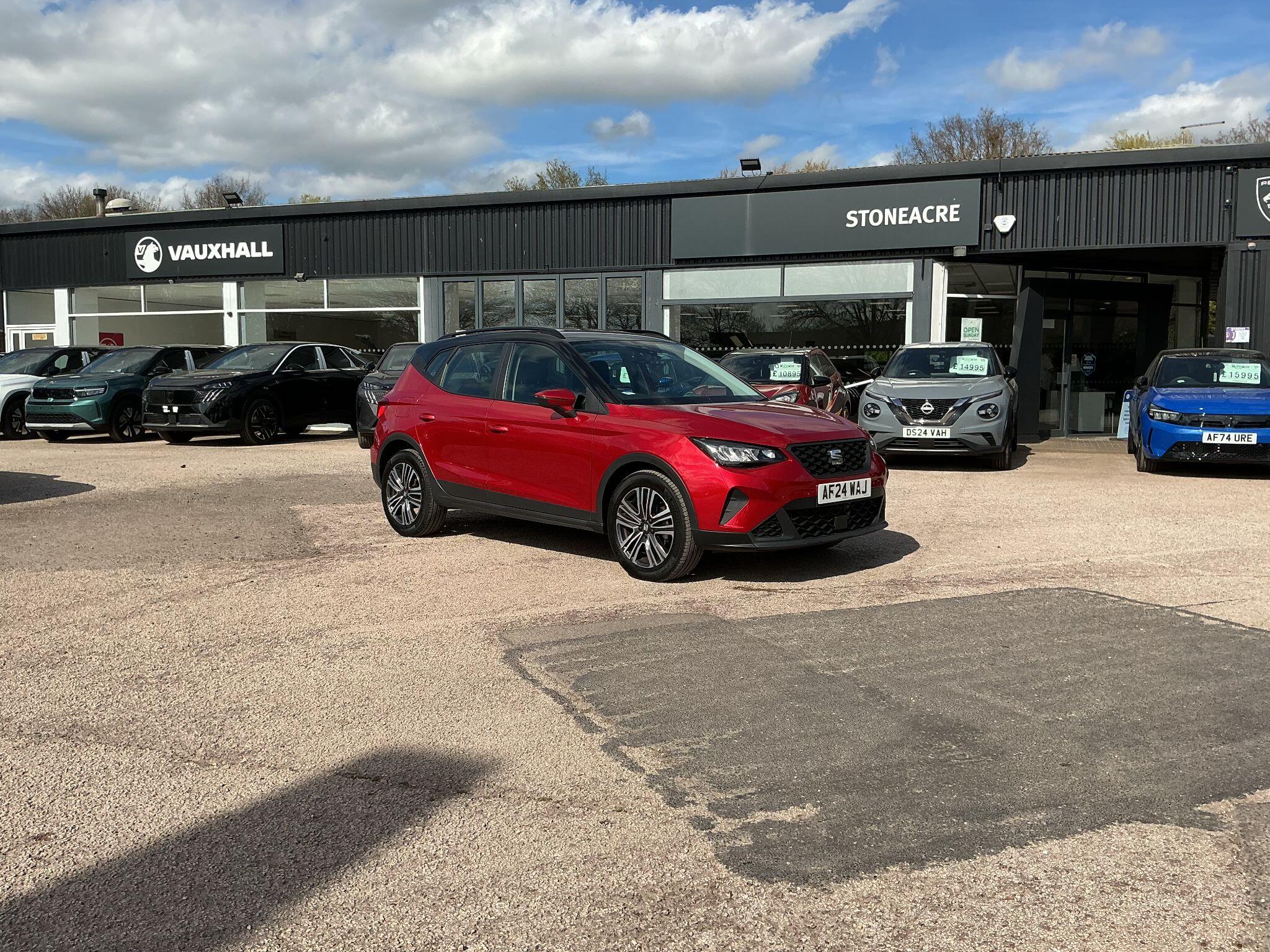 Main listing image - SEAT Arona