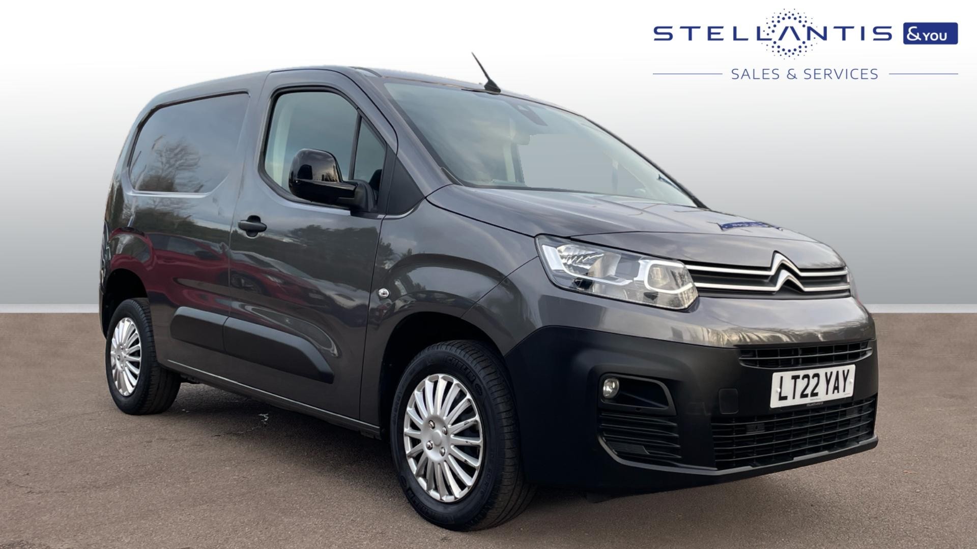 Main listing image - Citroen Berlingo Van