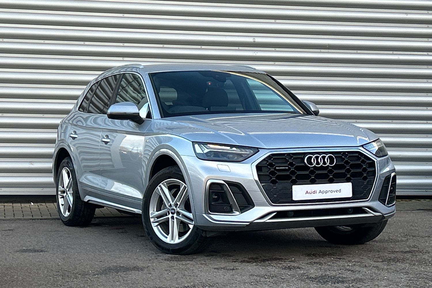 Main listing image - Audi Q5