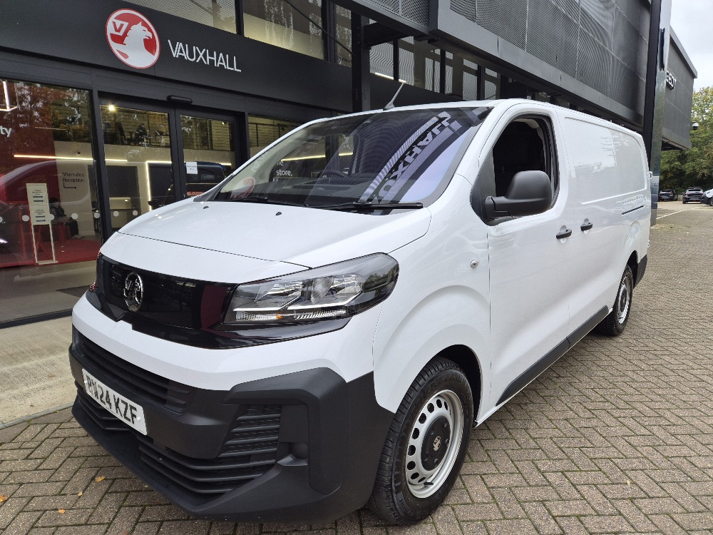 Main listing image - Vauxhall Vivaro
