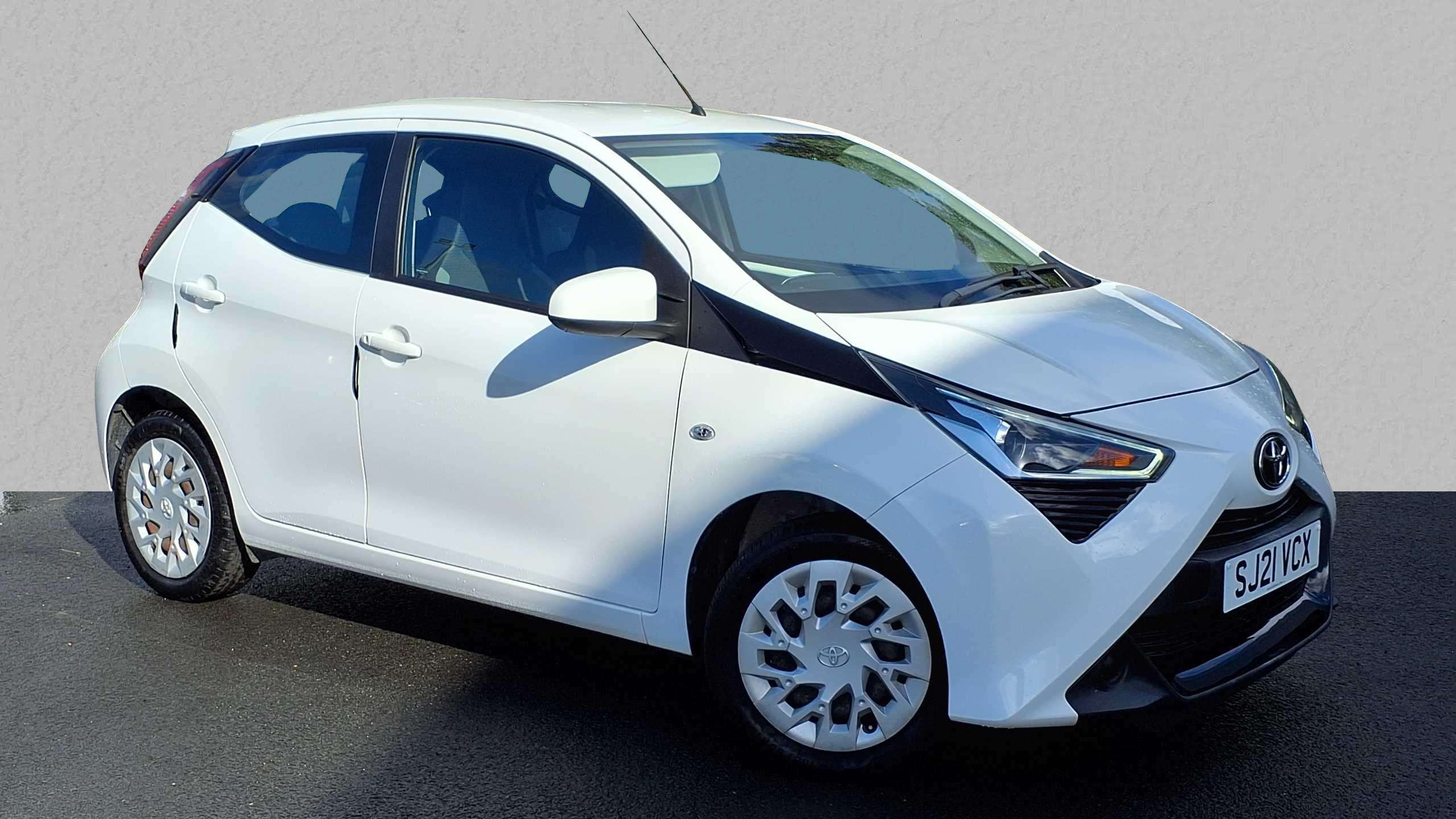 Main listing image - Toyota Aygo