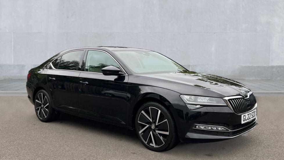Main listing image - Skoda Superb