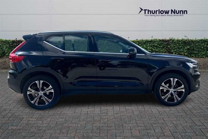 Main listing image - Volvo XC40