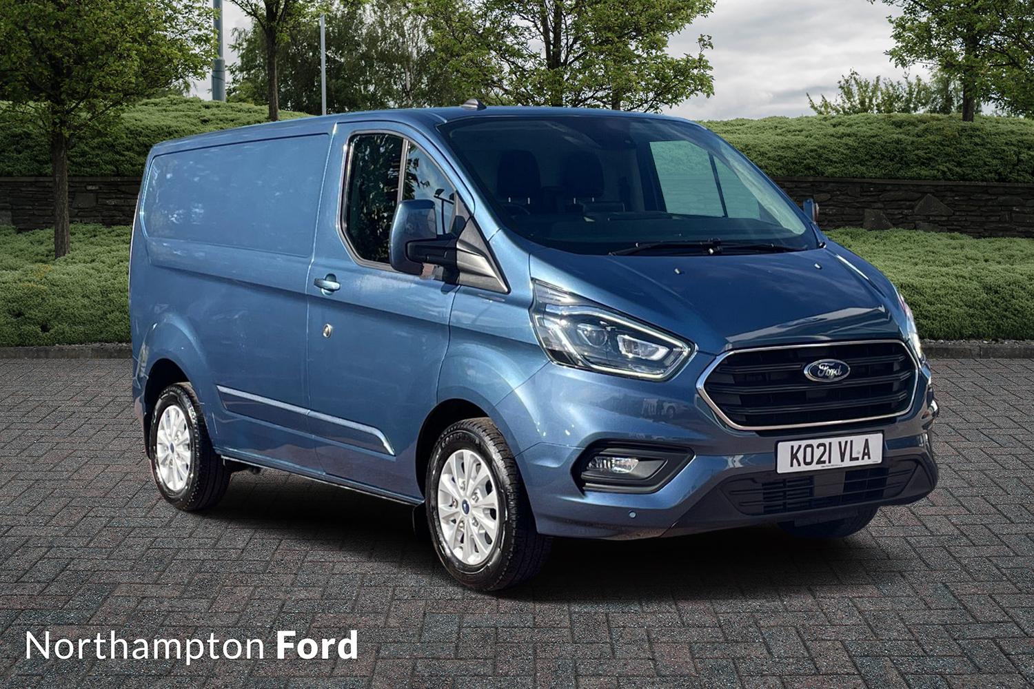 Main listing image - Ford Transit Custom